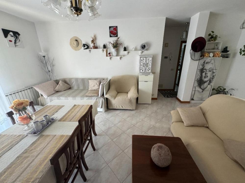 Bellissima Stanza Con Parcheggio Gratuito Apartment Cinquale Ngoại thất bức ảnh
